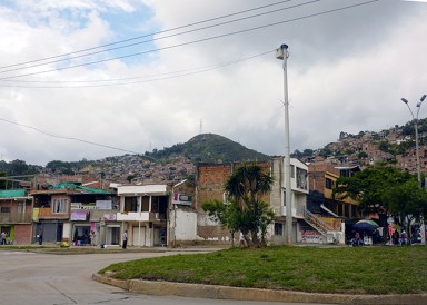 Vue de la Ladera avec le barrio de Los Chorros au fond.