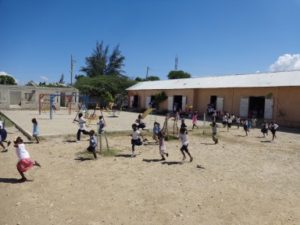Lire la suite à propos de l’article Des universitaires genevois en Haïti