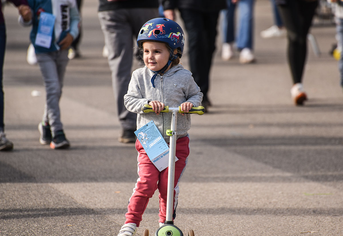 marche-enfant-trotinette