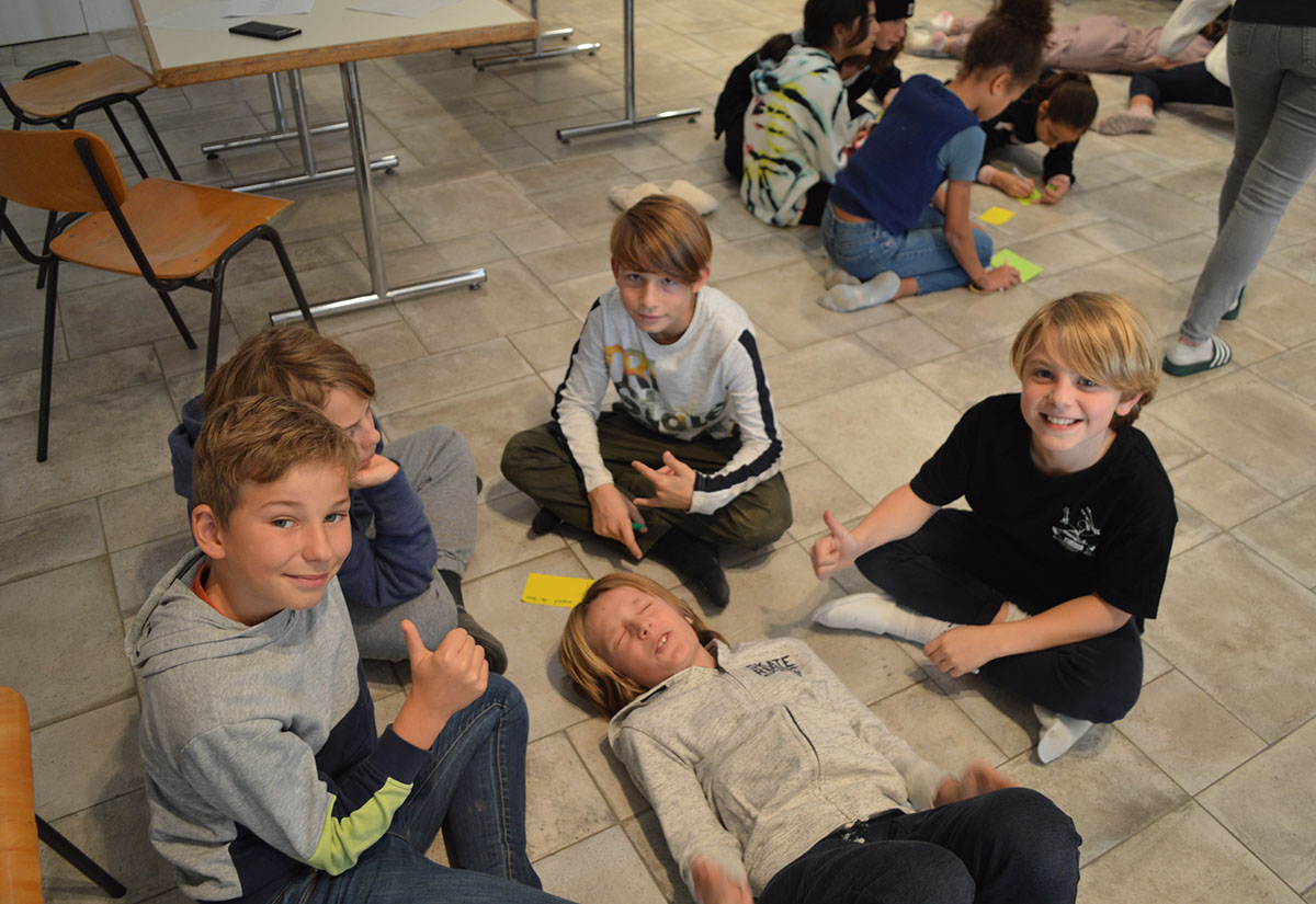 Conférence romande des enfants, les enfants en retraite durant trois jours en colonie