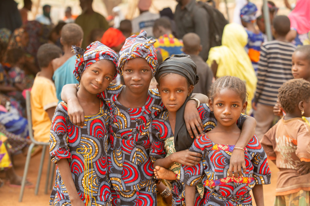 Quatres petites filles au Mali