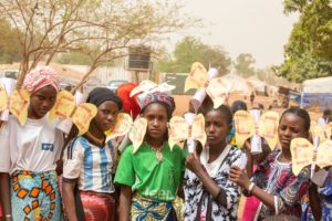 Lire la suite à propos de l’article Mariage précoce au Mali : une atteinte persistante aux droits des filles, des changements possibles sur le terrain